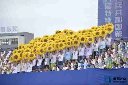 成都航院-参与残奥会开幕式表演 -16